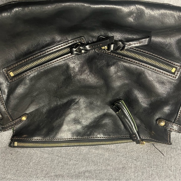 Dooney & Bourke - Picture 4 of 5